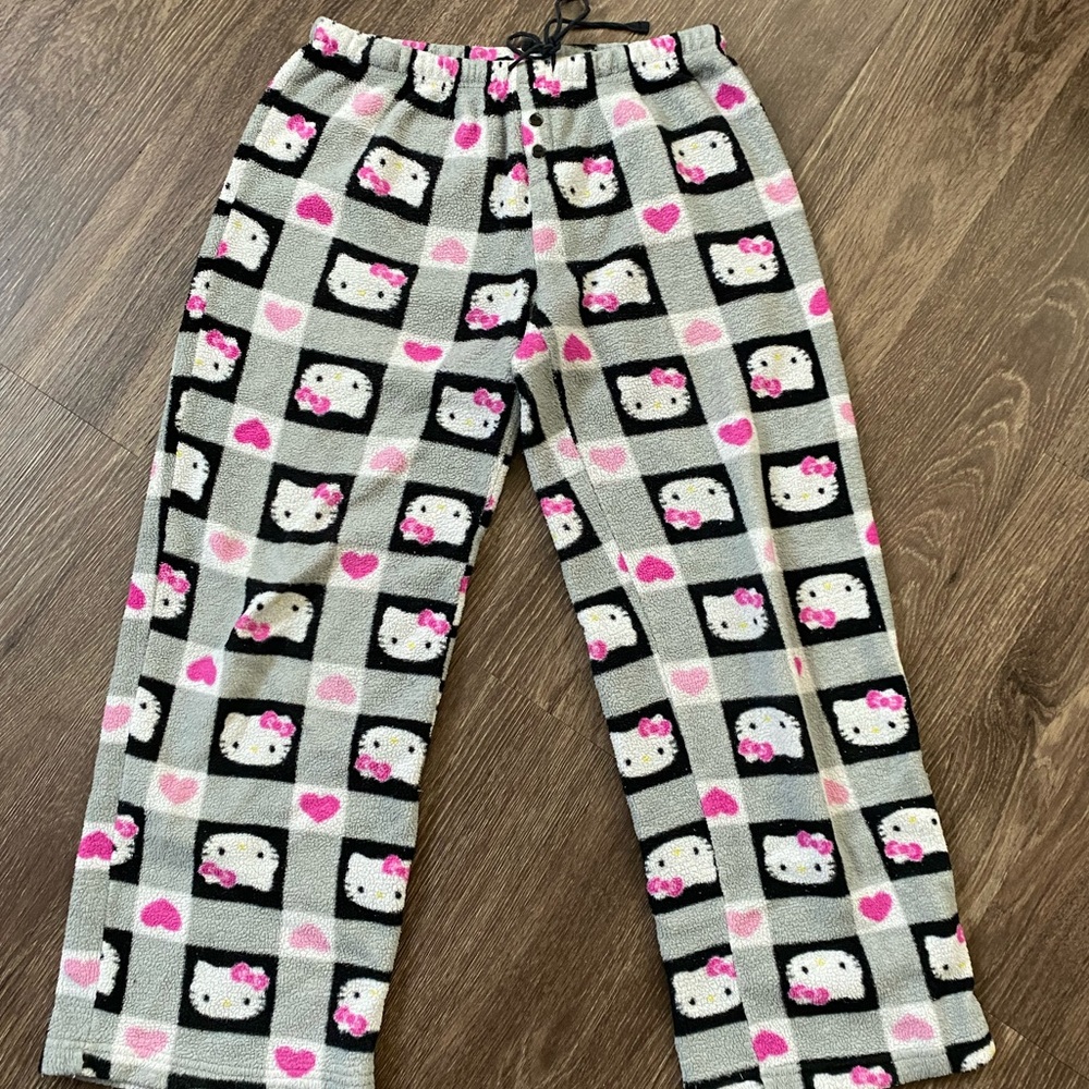 *RARE* Small hello kitty pjs